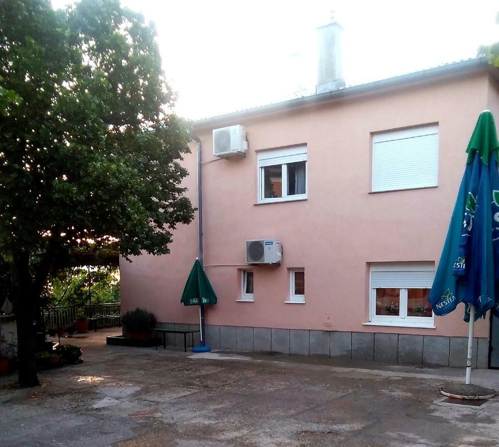 Apartment Nina Senj  Bagian luar foto